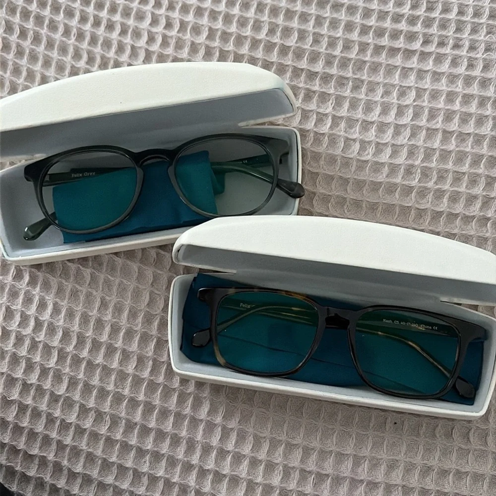 Set of two Felix Gray Bluelight glasses with slight magnification
